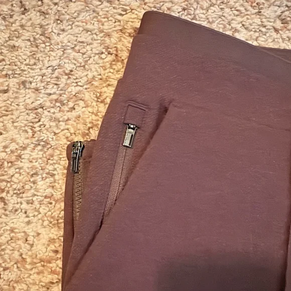 Athleta Venice Heathered Pintuck Chocolate Brown Pants - Picture 6 of 9